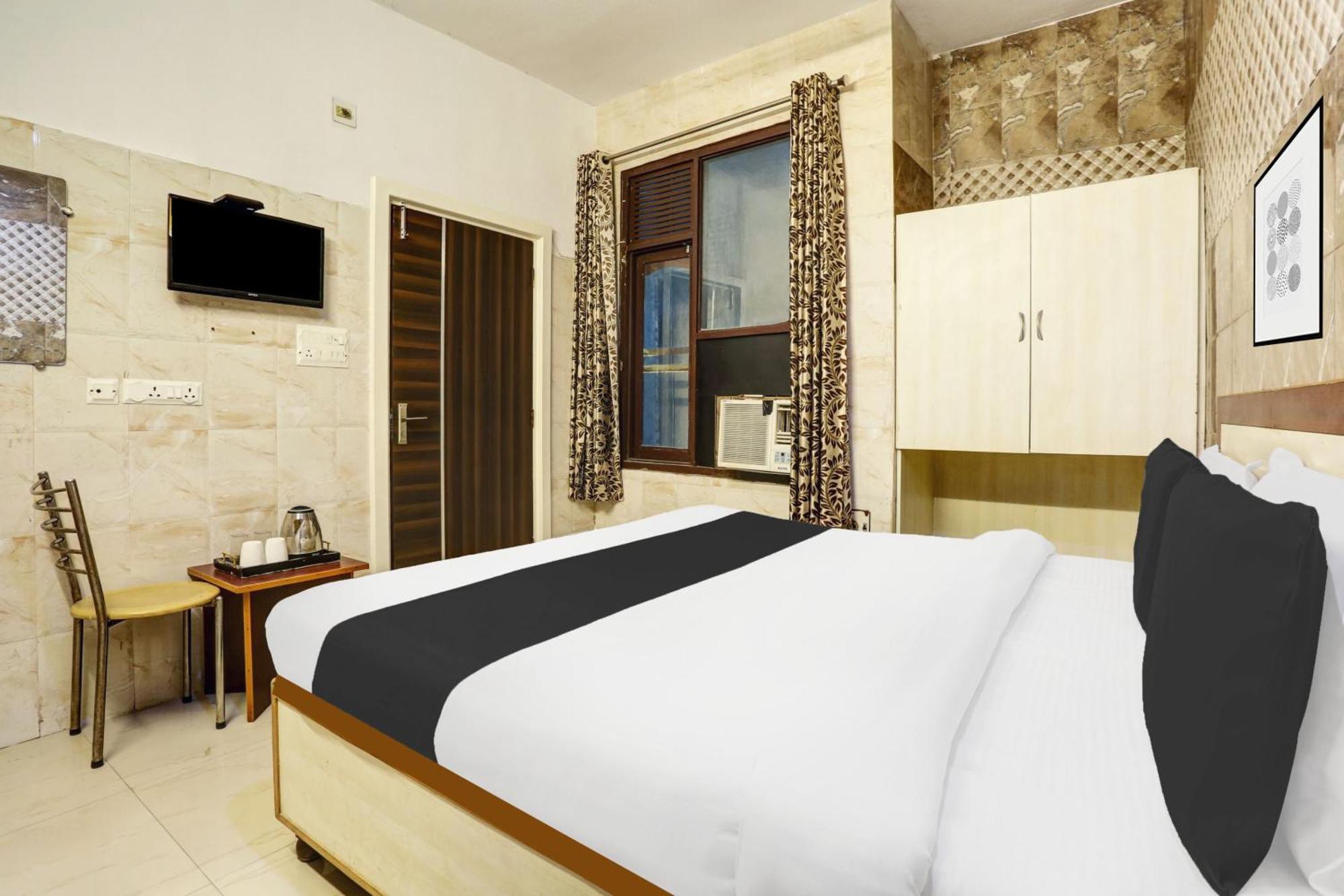 Hotel O Jammu Near Ragunath Bazaar Formerly Goodwill Bagian luar foto